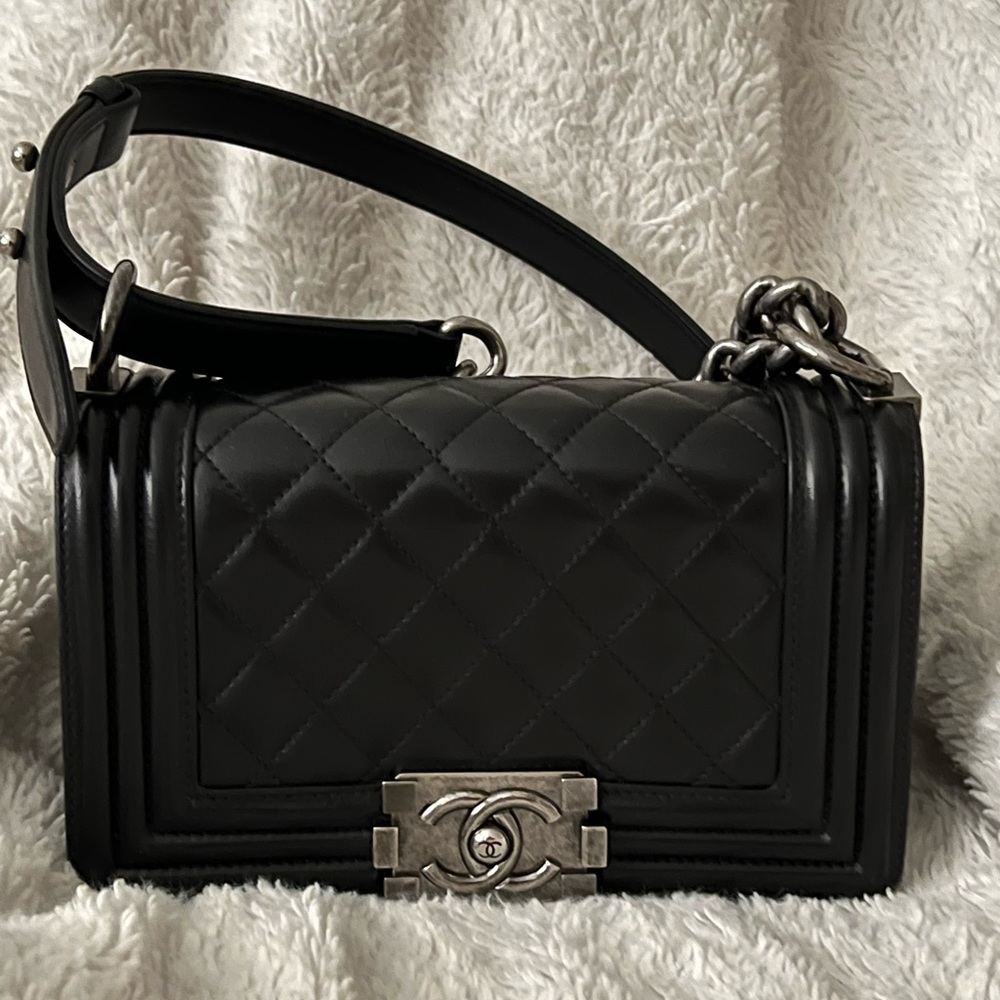 CHANEL Black Quilted Leather Boy Bag with Silver Hardware